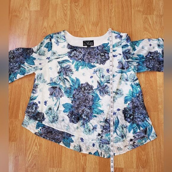 ALEX EVENINGS | Ruffle Bell Sleeve Chiffon Floral Blouse - [1X, Ivory/Teal/Blue] - Picture 8 of 11
